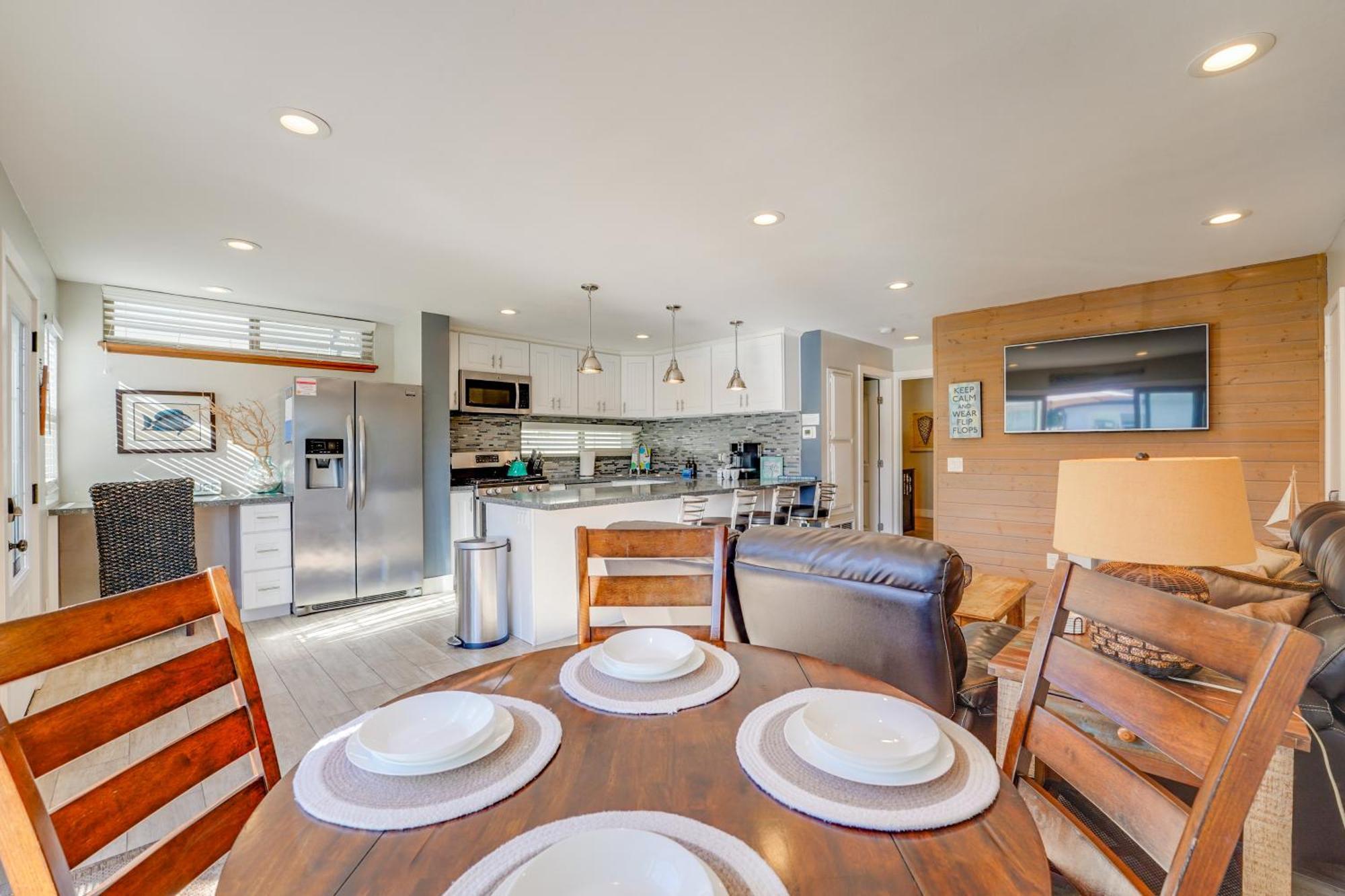 Stunning Beach Home - Large Patio, Parking, Ac & Dog Friendly! Σαν Ντιέγκο Εξωτερικό φωτογραφία